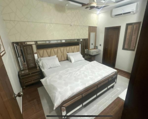 Spacious luxury Apartment 2 Bed 2 Room